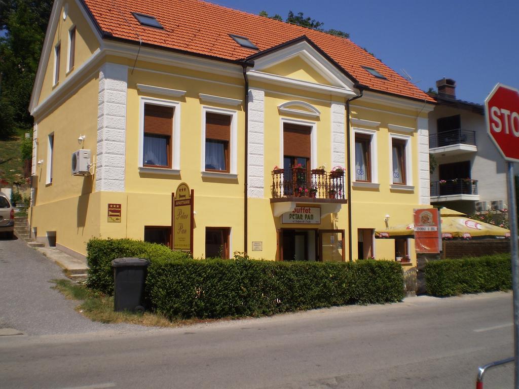 Apartments Petar Pan Krapinske Toplice Ruang foto