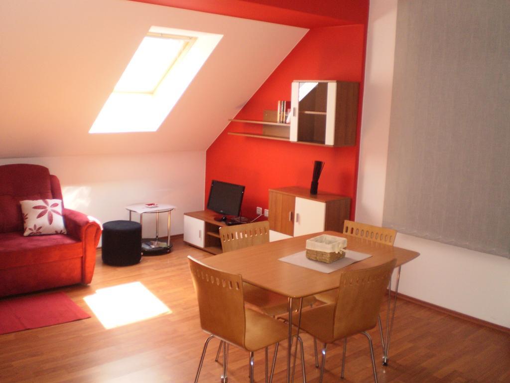 Apartments Petar Pan Krapinske Toplice Ruang foto